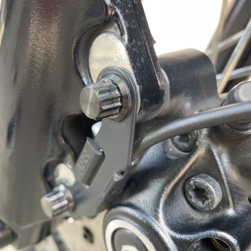 Bremssattel Schrauben | pass. f. Harley Davidson | Titan Gr. 5